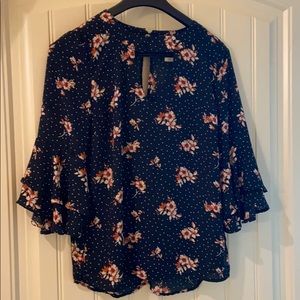 Beautiful flowered top